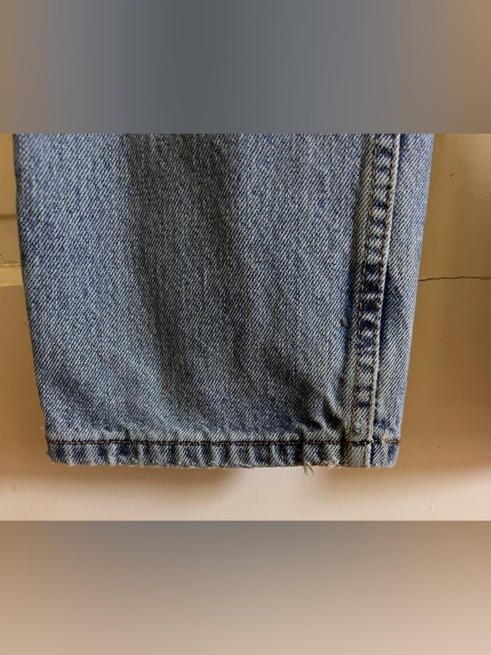 Levi's 512 Slim Fit Jeans in Light Blue Wash - Picture 5 of 14